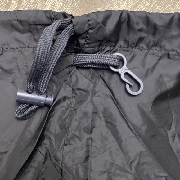 Core 365 with  separate storage pouch and Audio Port inside the vest - Picture 14 of 16